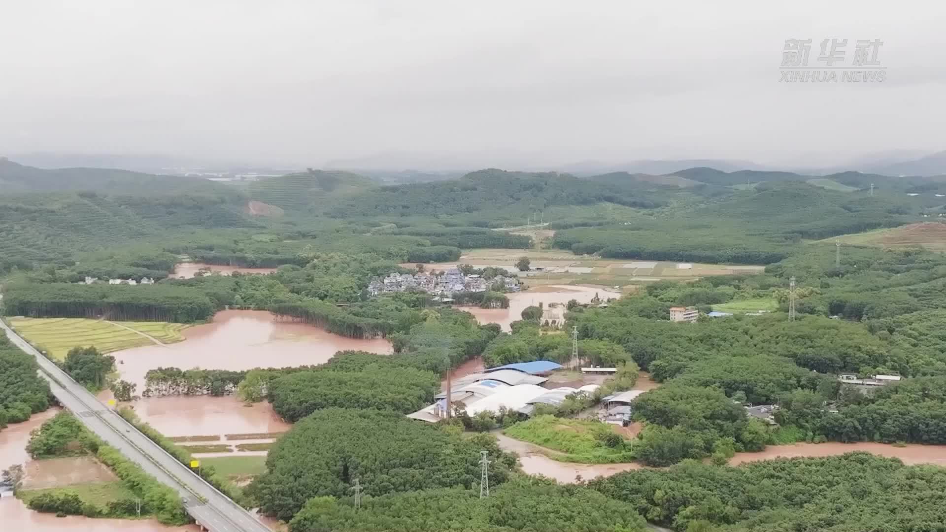 滇南多地开展台风“摩羯”灾后建设