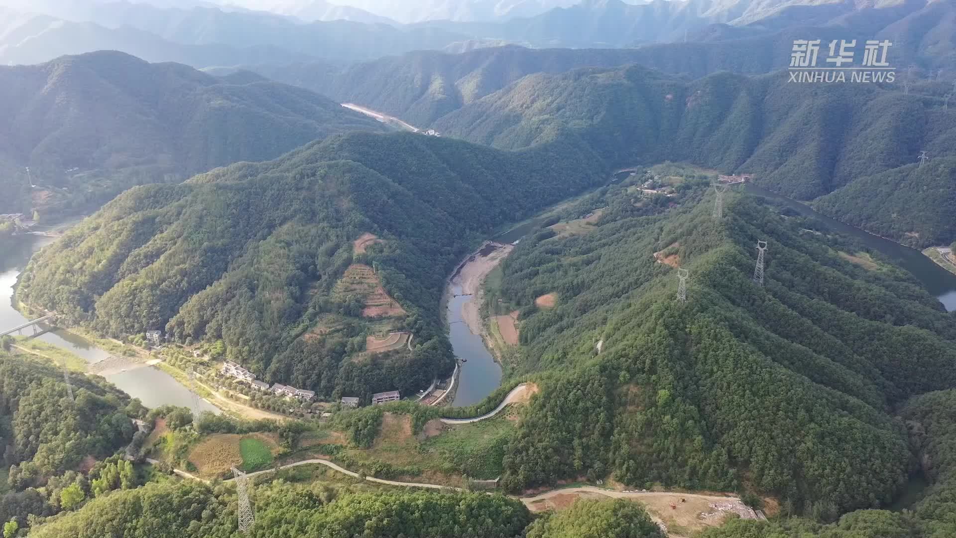 大山里的“暖暖”支教团