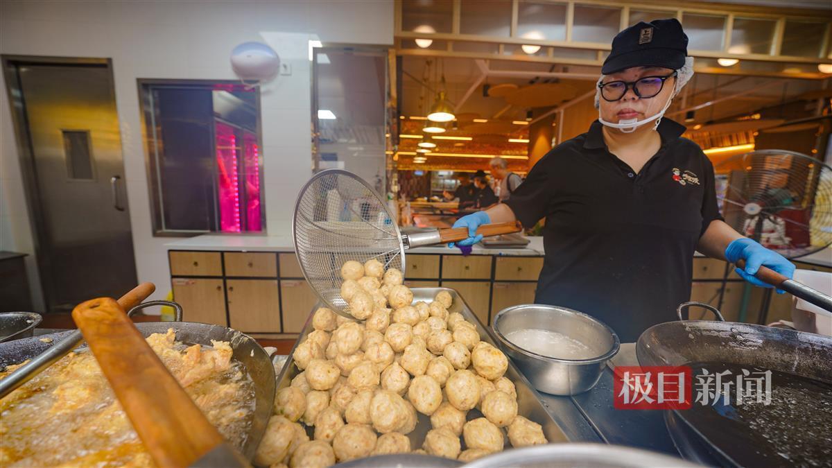 圆子还有热锅内，已在网购中订完