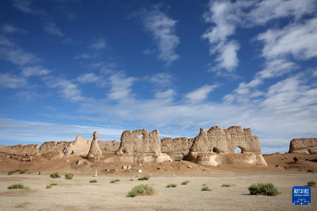 这是雨后的大方盘城景色（9月4日摄）　新华社记者　陈斌　摄