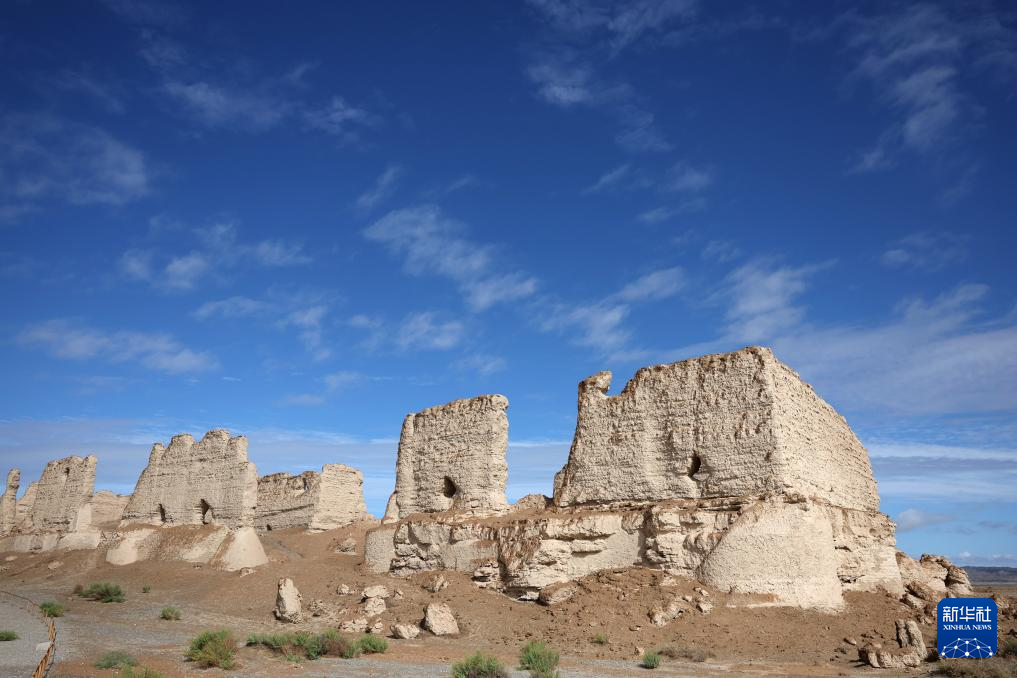 这是雨后的大方盘城景色（9月4日摄）　新华社记者　陈斌　摄