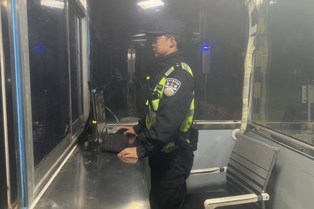 月满中秋，他们的别样团圆
