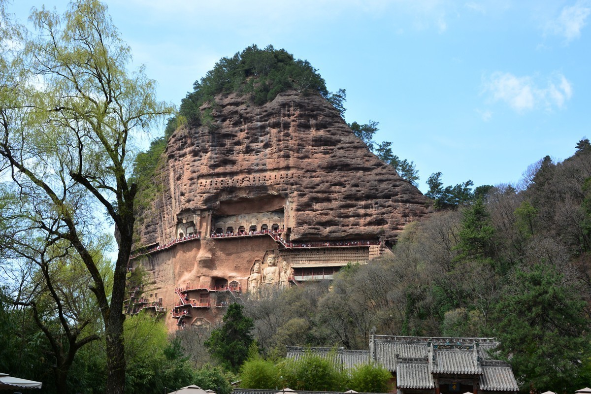 千年石窟为何总开凿在丹霞地貌里？专家揭秘其中联系
