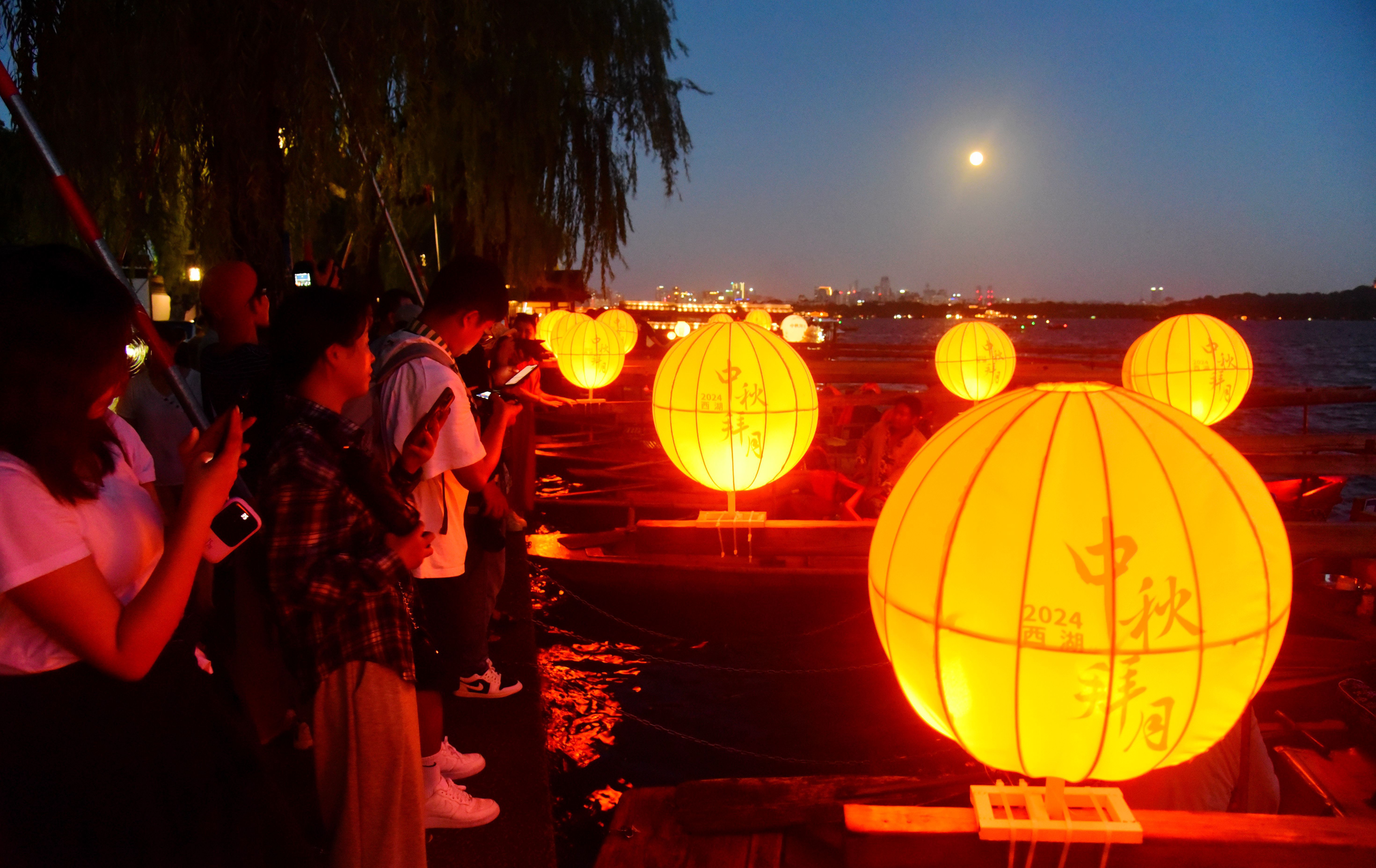 今年中秋旅遊預訂總量為年內三天假期最高點，同省旅遊比例超半數