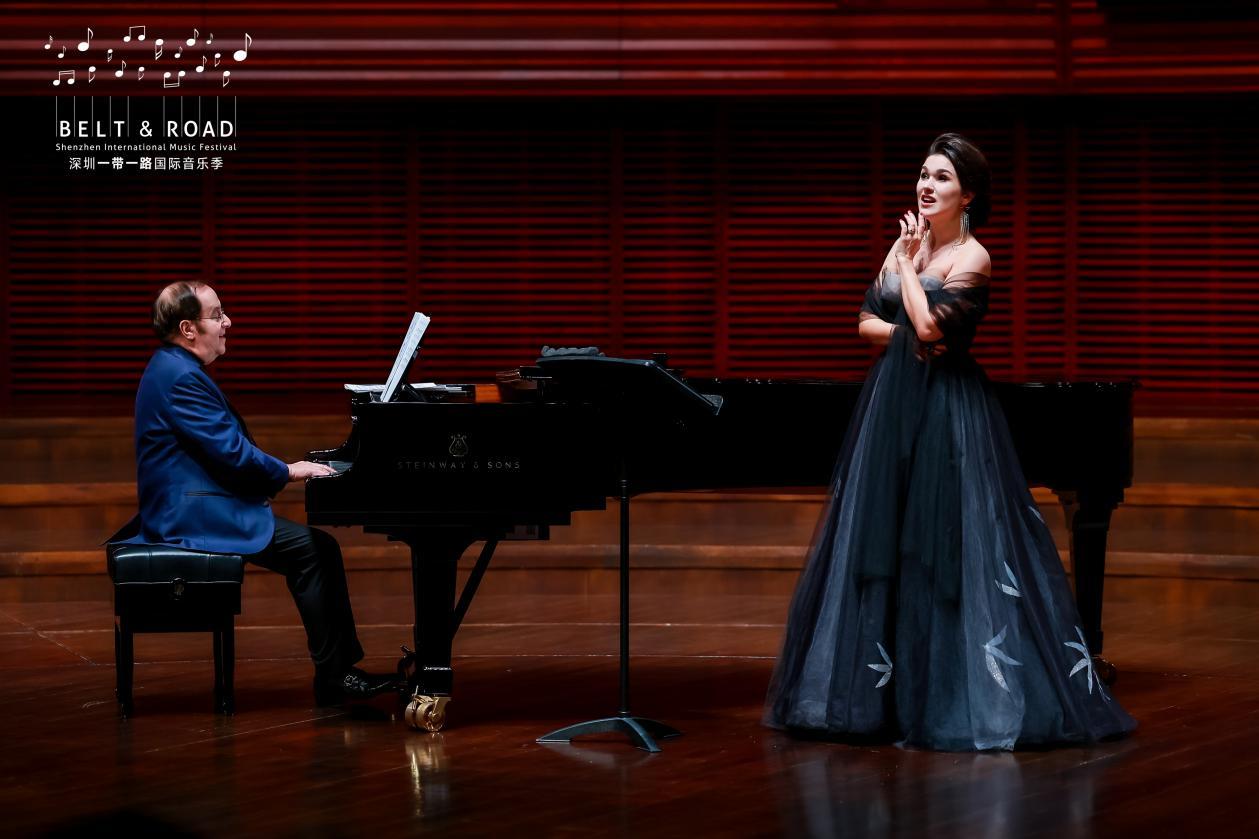 世界著名女高音歌唱家奥尔加&middot;佩列佳特科独唱音乐会现场