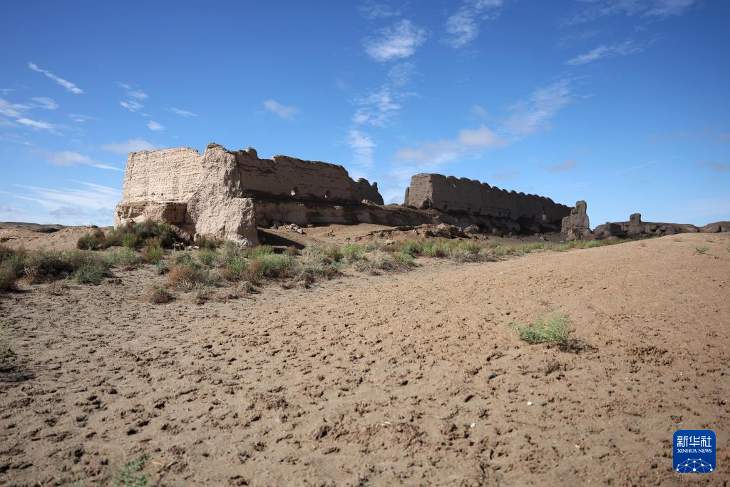这是雨后的大方盘城景色（9月4日摄）　新华社记者　陈斌　摄