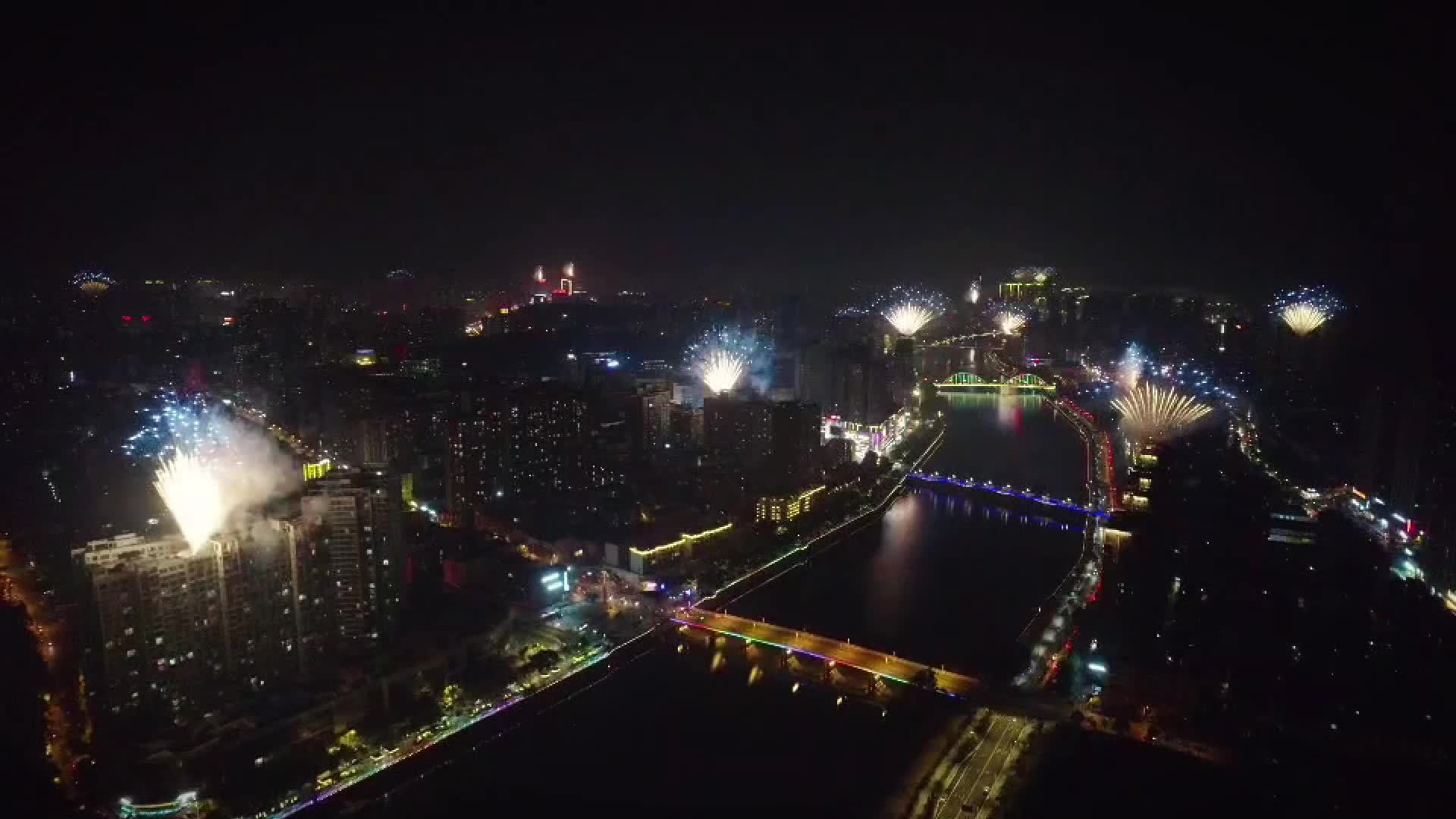 千城百县看中国｜盛焰世界！浏阳花炮节焰火绚丽绽放