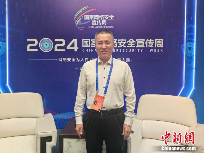 佟丽华。李京统 摄