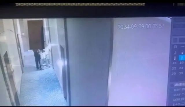 事发时的监控视频截图（图由受访者提供）