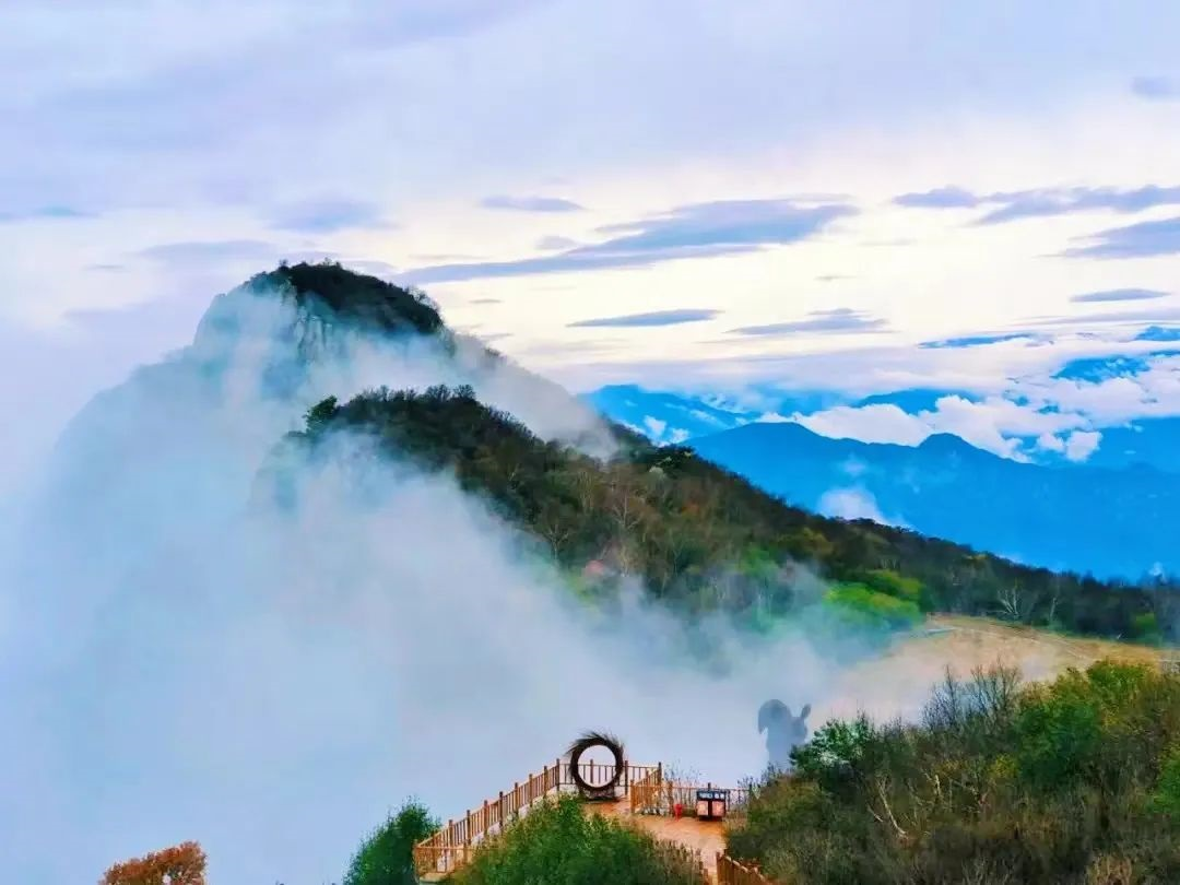 图2：来自野三坡风景区