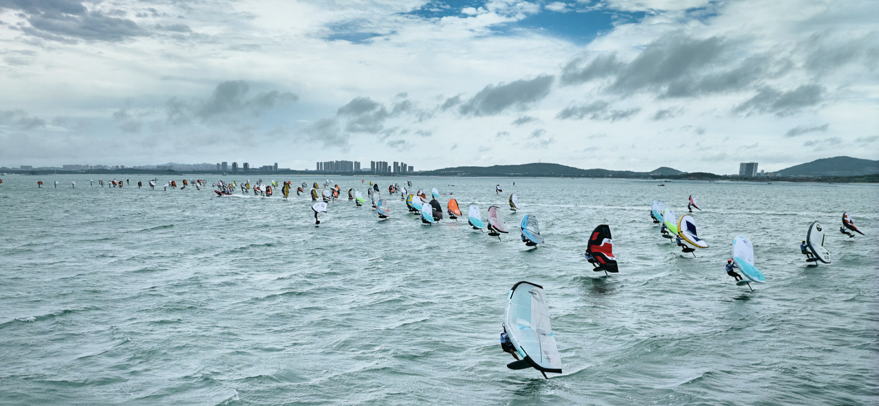“沙洲优黄杯”2024年风筝板亚洲锦标赛暨中国风筝板巡回赛岱山站开幕