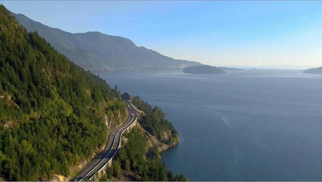 海天公路。（图/Destination British Columbia）