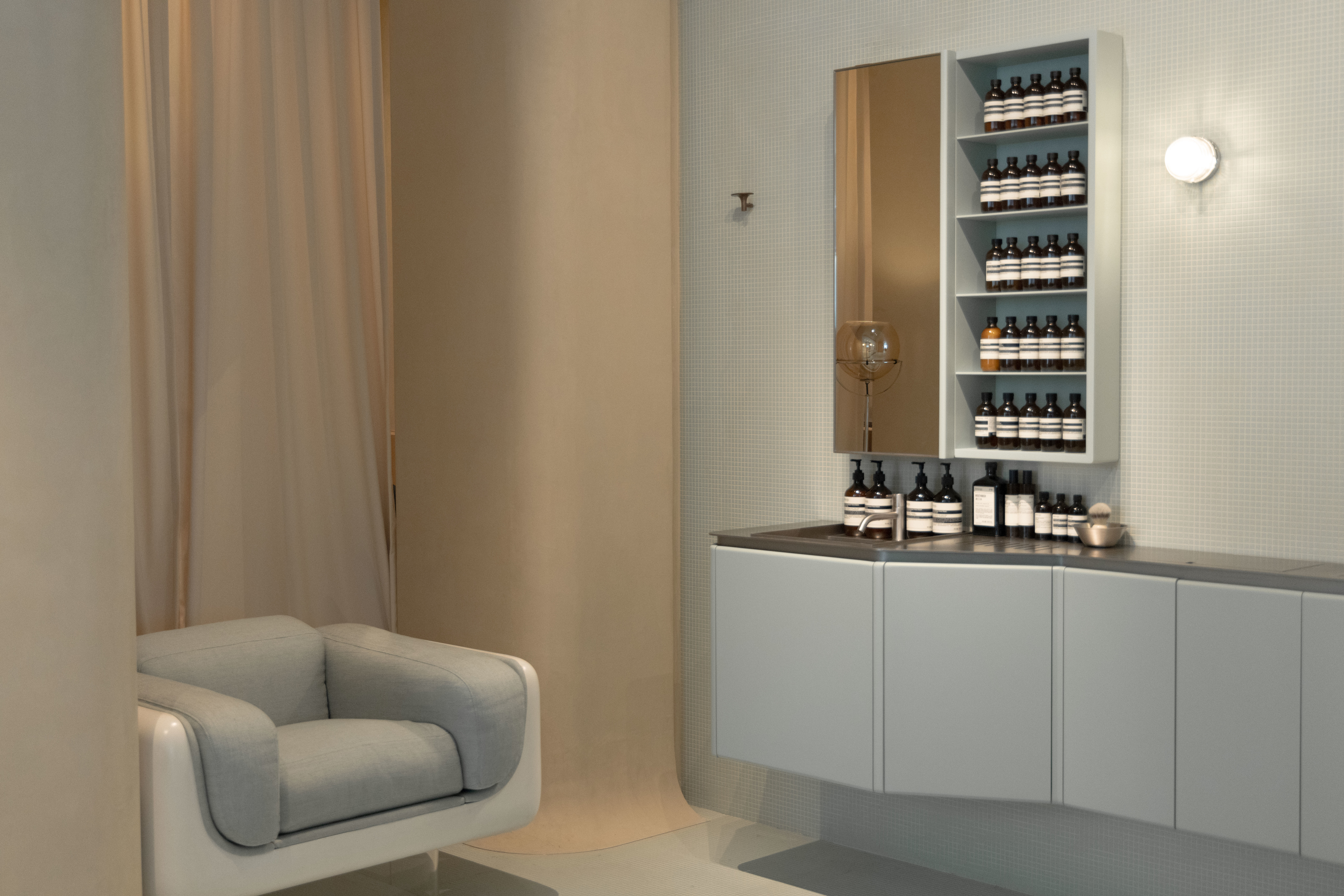 对话城市美学新境：Aesop伊索店亮相万象天地 开设第二家在深门店