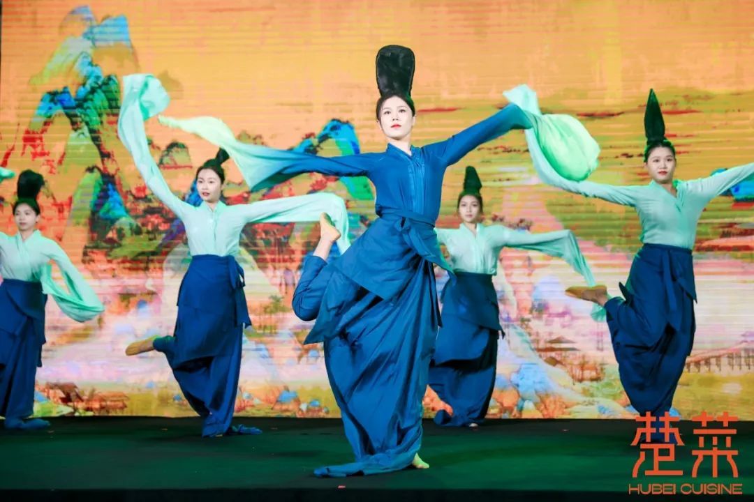 △《只此青绿》大湾区版古典舞