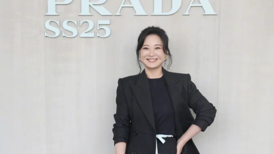 贾玲又瘦了，近照越来越美，米兰时装周惊艳四方，网友：太飒了封面图