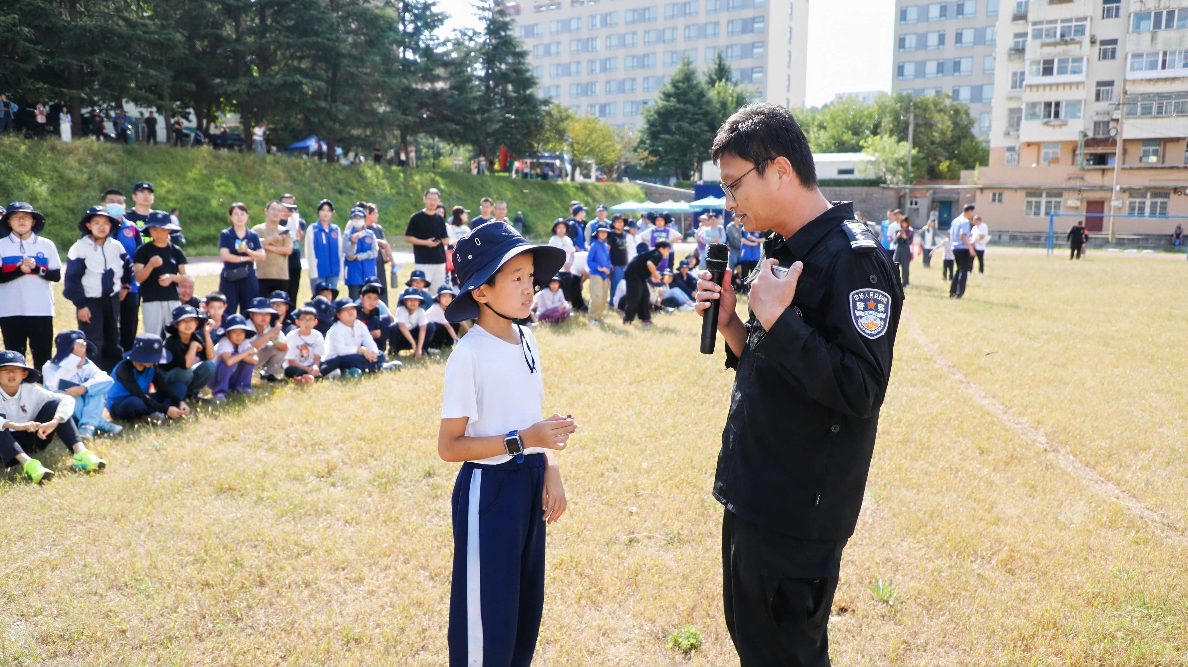 青岛市公安局“少年出海 淬炼警彩” 第三期青少年警训营活动成功举办