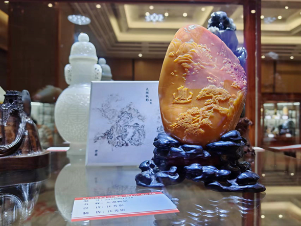 特别金奖《太湖帆影》