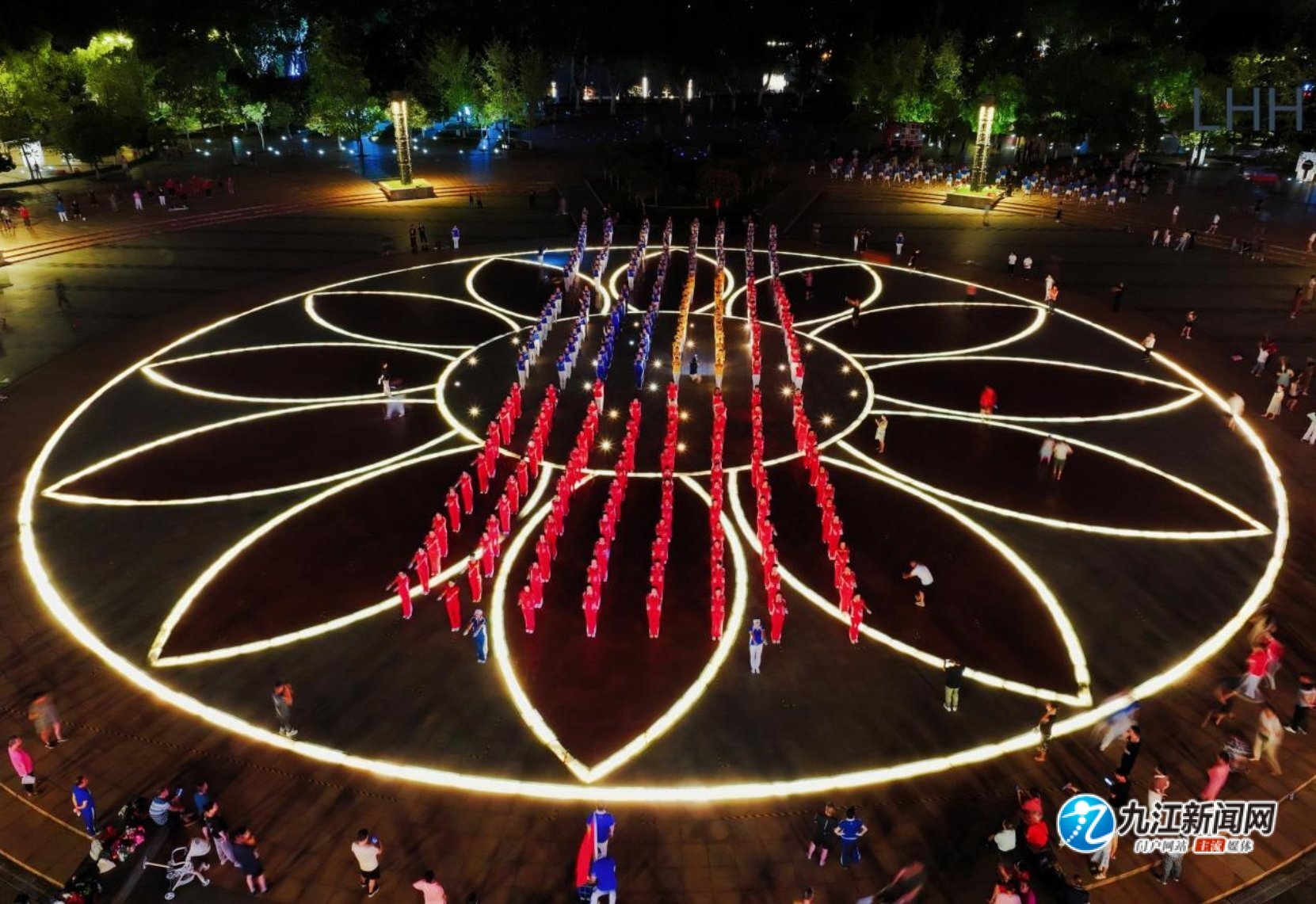 九江：健体迎国庆 运动展风采（图）