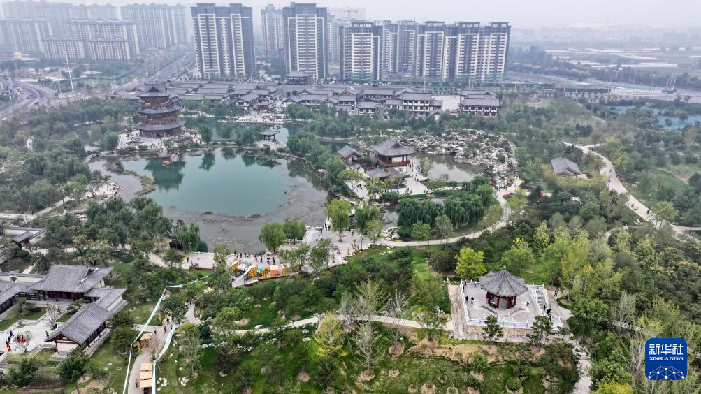9月26日拍摄的河北定州众春园（无人机照片）。