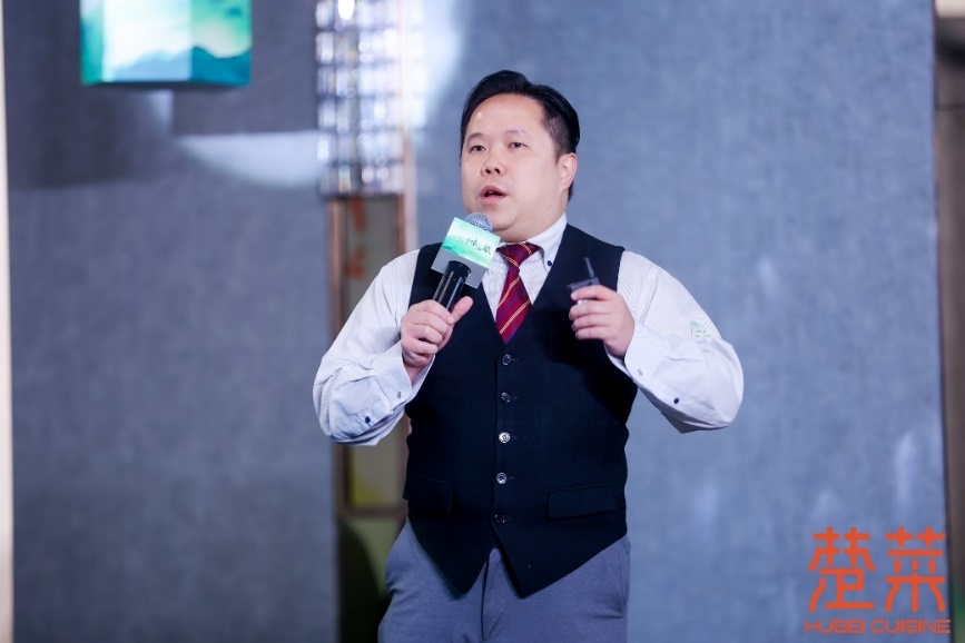 △香港浸会大学中国语言文学系一级讲师萧欣浩先生