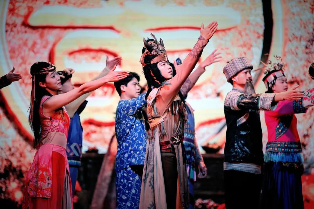 国庆去哪儿耍？彭水三日游攻略请收好，全方位领略世界苗乡风情！