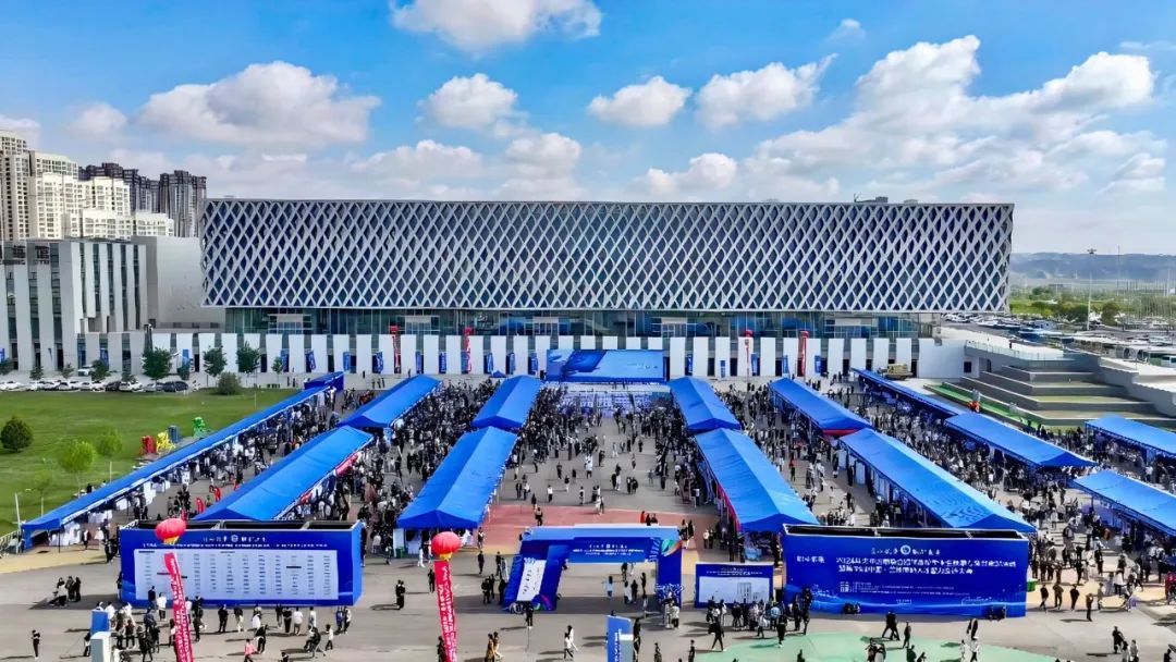 ▲第18届中国·兰州技能人才智力交流大会现场