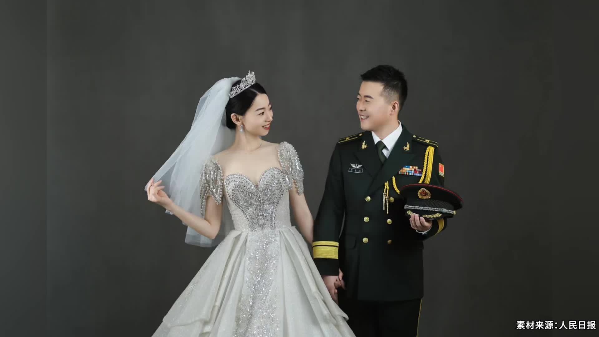 祝福！一见钟情100天后少校娶了女博士