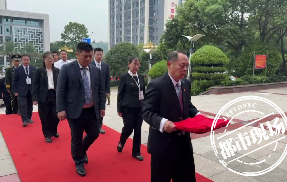 黄公略烈士遗骸在吉安安葬