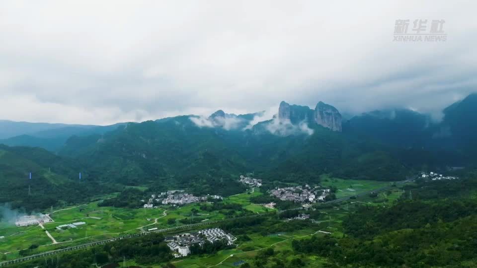 浙江温州：打造五公里智慧充电圈 保障假日绿色出行