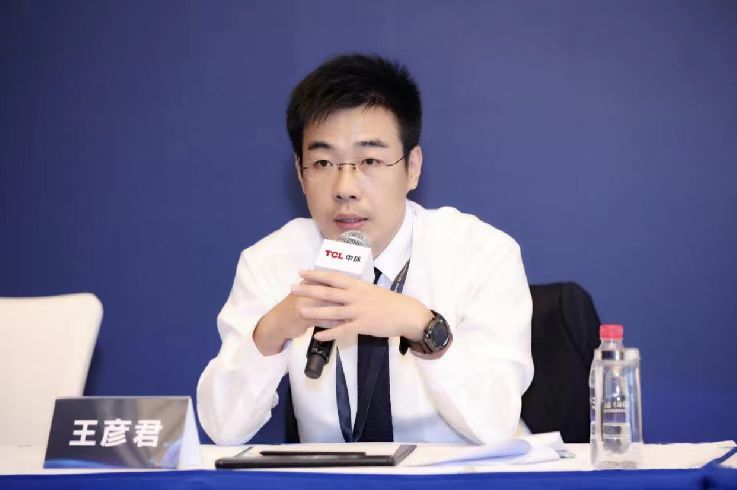 薪火相传,王彦君接过责任之帜