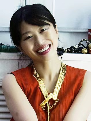 “贝纳·维内:超越观念与物质”大型回顾展策展人介绍:乔纳斯·斯坦普、肖戈