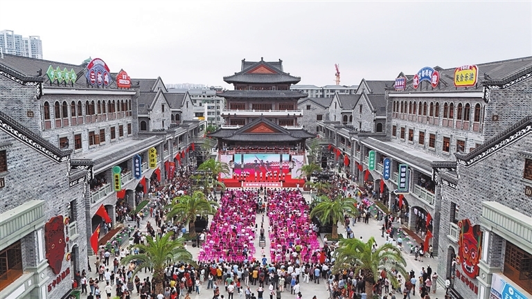 宁都县建国街州城文化综合体开业迎客（图）