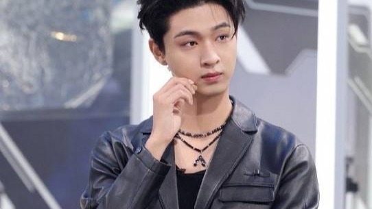 刘大锤谈秦霄贤冷处理出轨指控：只要不做声这事就过去了封面图