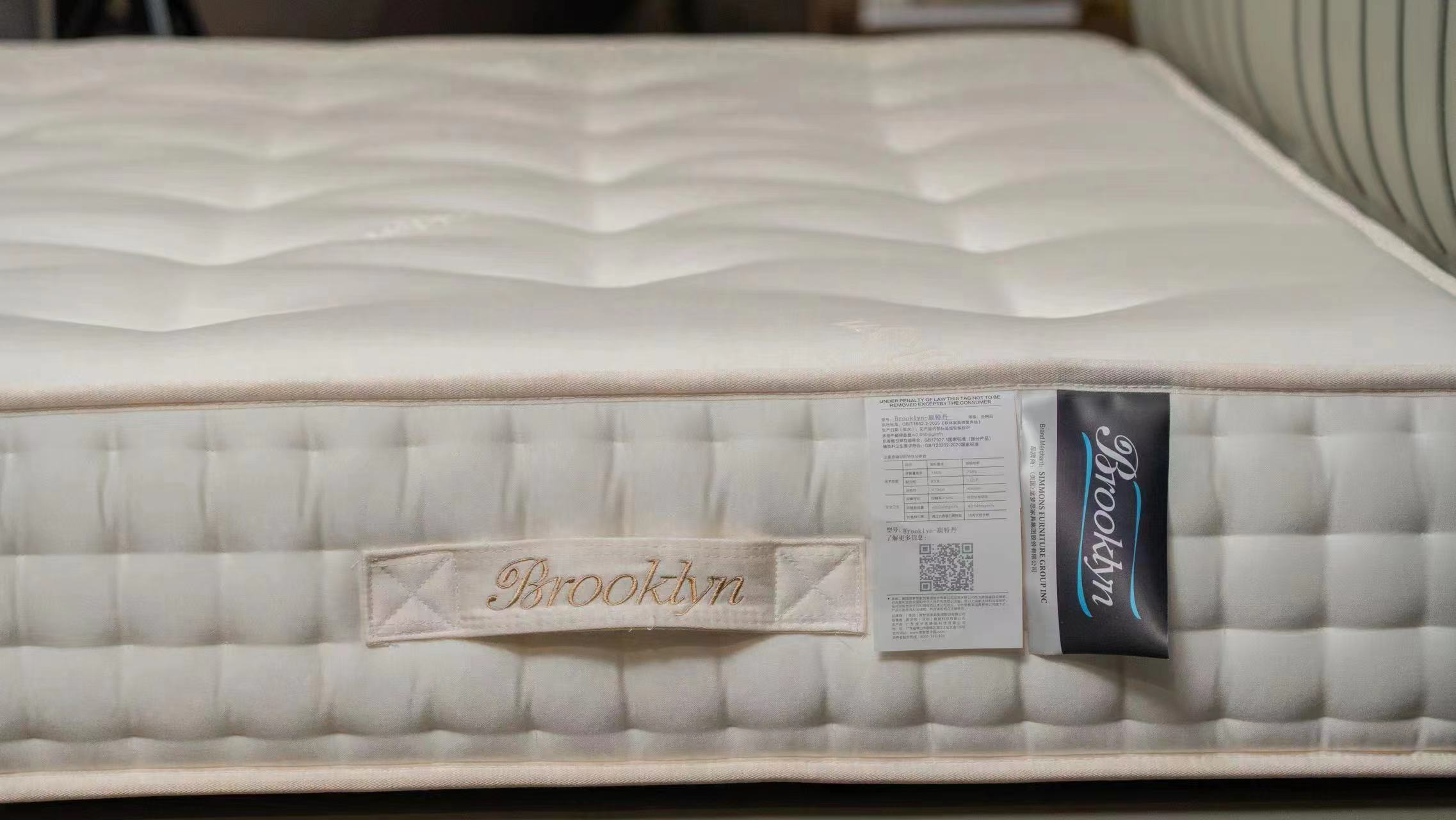 以匠心打造非凡品质,百岁席梦思推出brooklyn顶级奢华系列手工床垫