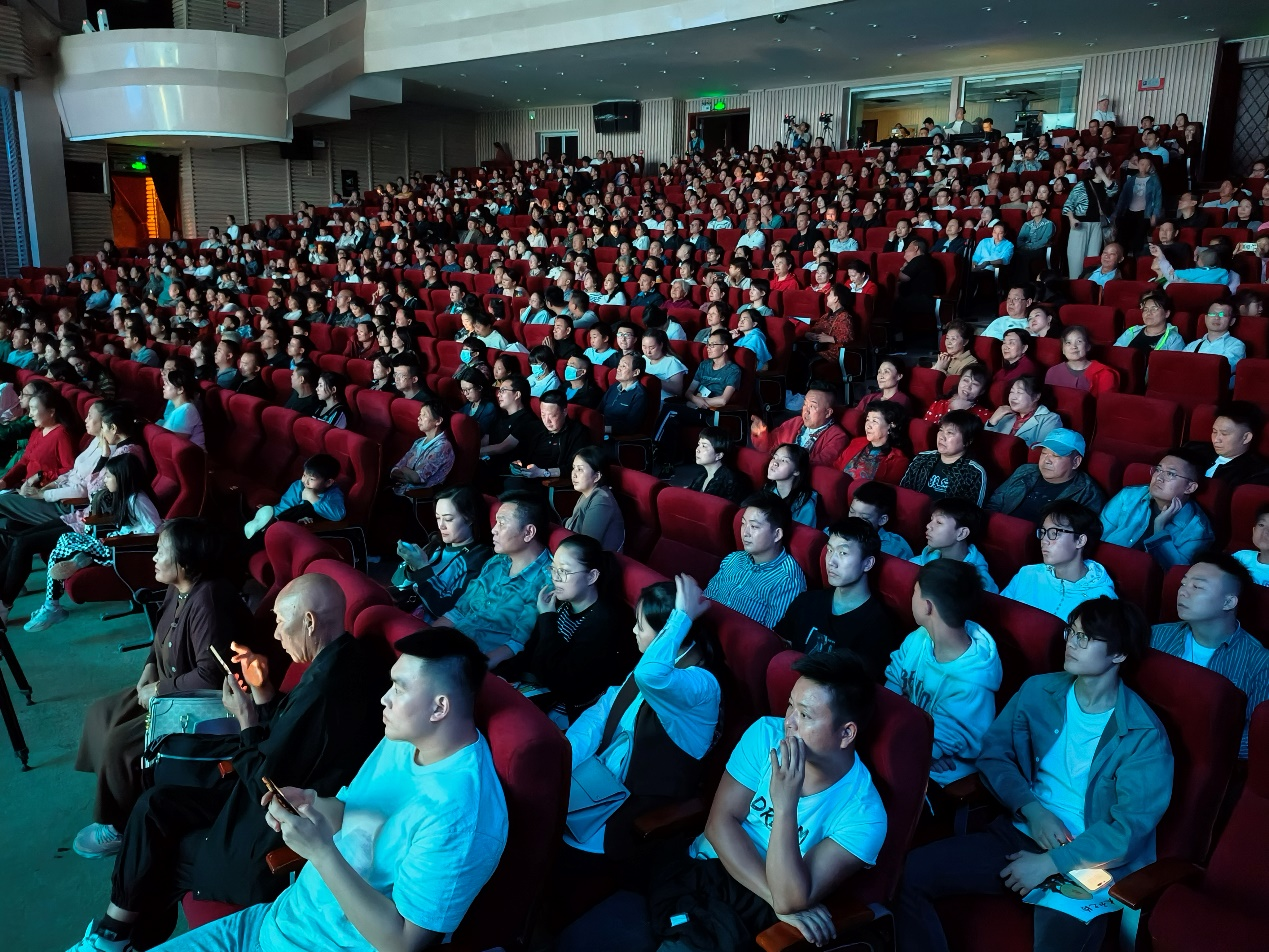 武当山《太和之韵》音乐会获游客赞誉