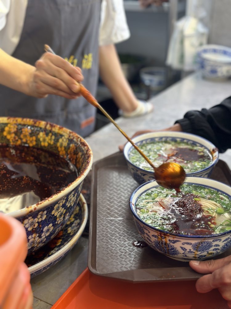 磨沿沟牛肉面　摄影/上游新闻记者　贾晨