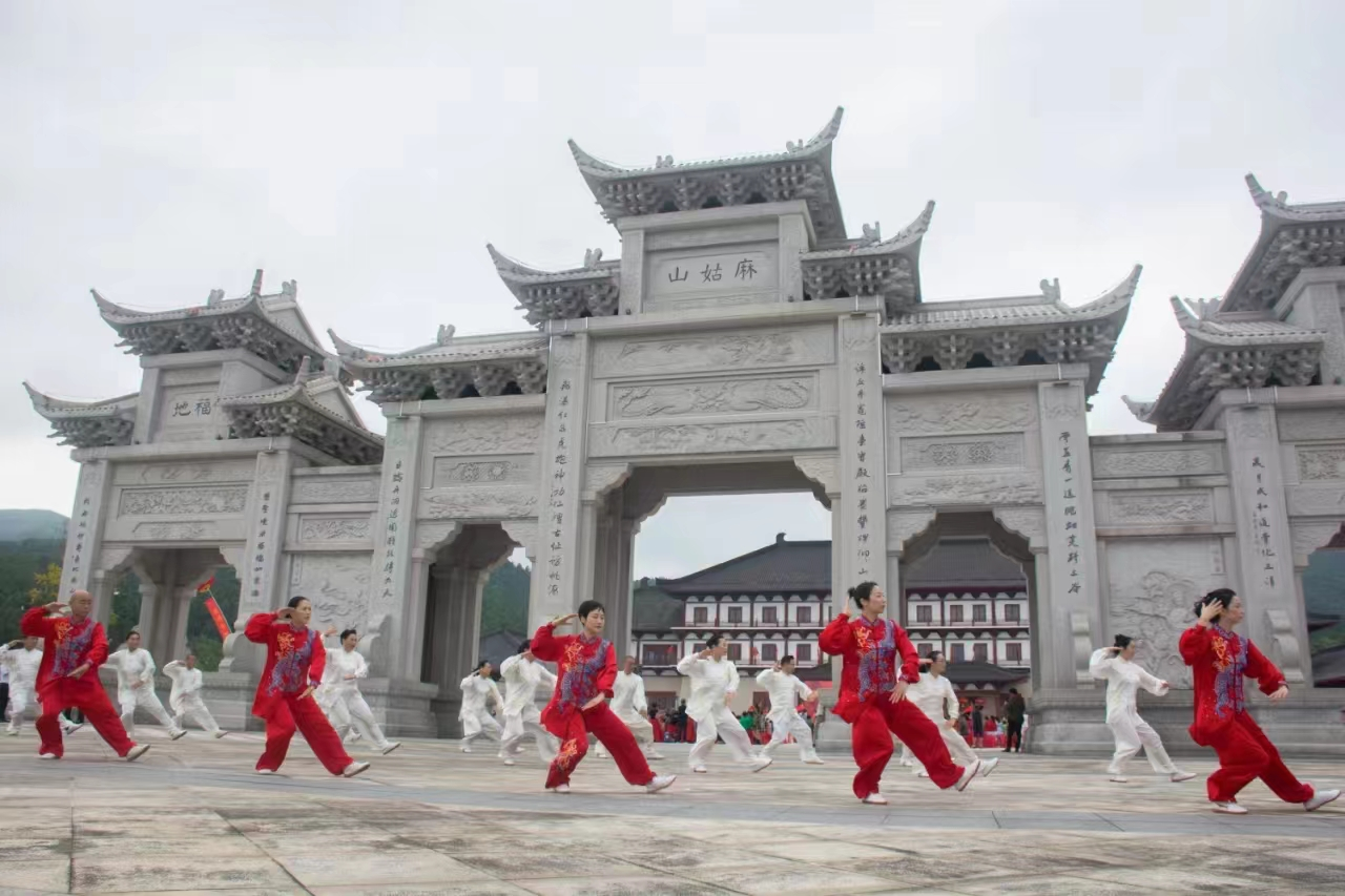 ▲南城首届中医药文化进景区。