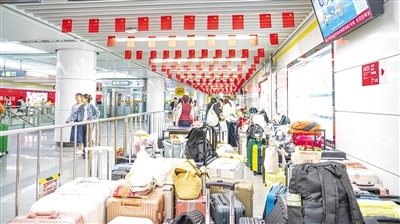 提供免费寄存行李服务