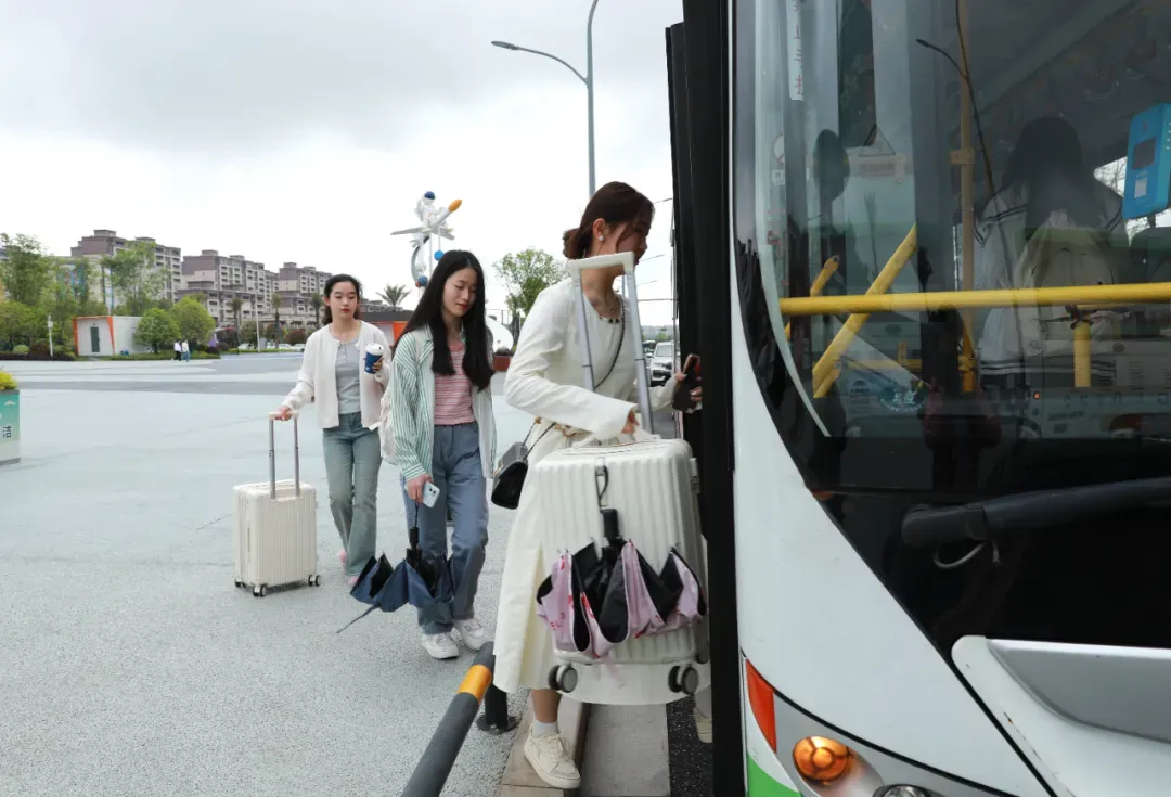 交通十年奋进，成就一路坦途！共青城市道路交通建设驶入高质量发展快车道