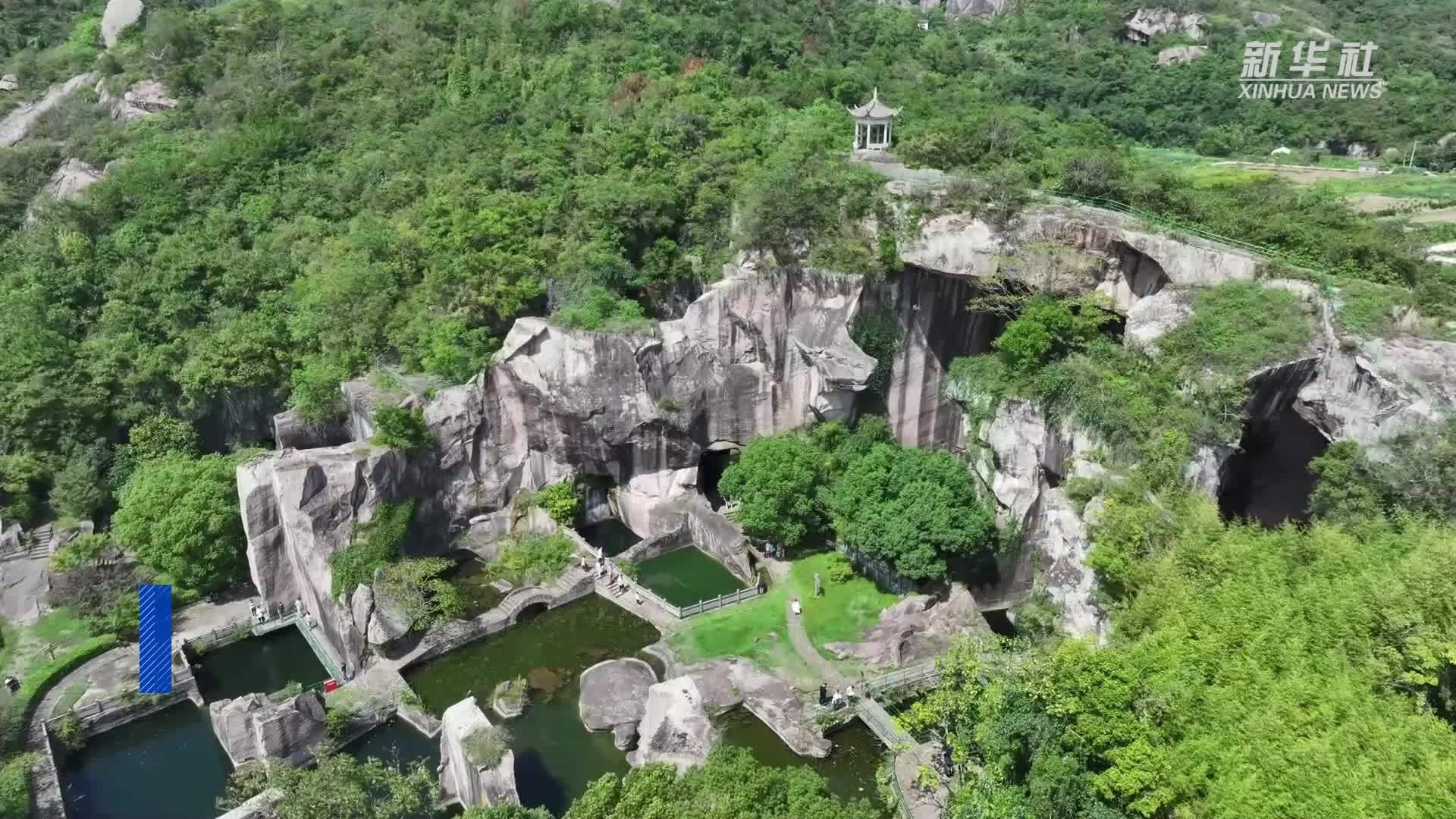 浙江宁海：假日短途游备受游客青睐