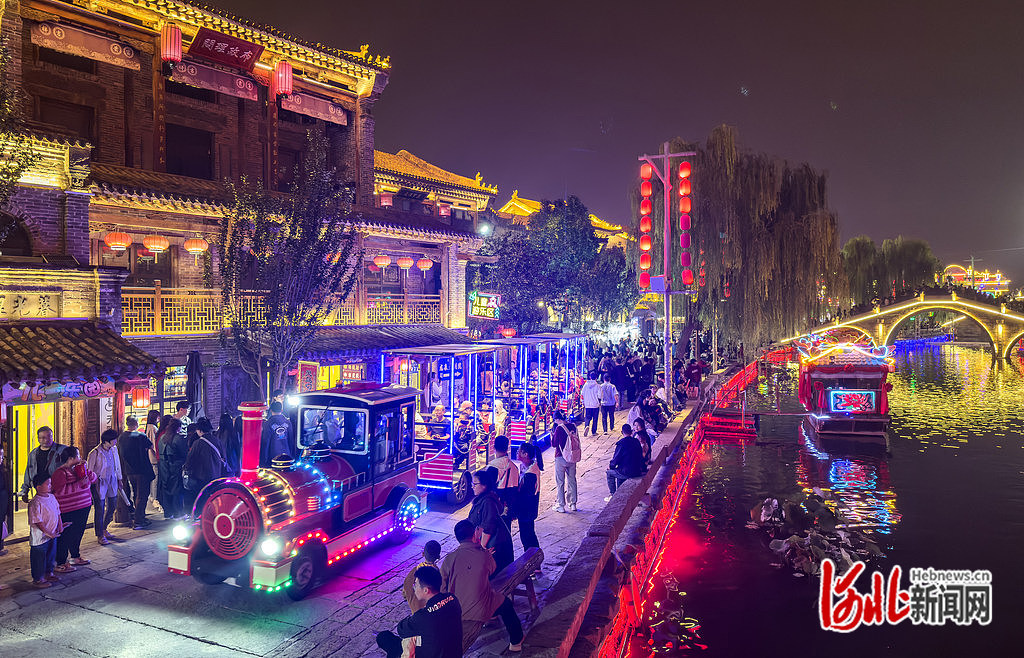 河北石家庄：龙泉古镇夜色美凤凰网河北_凤凰网