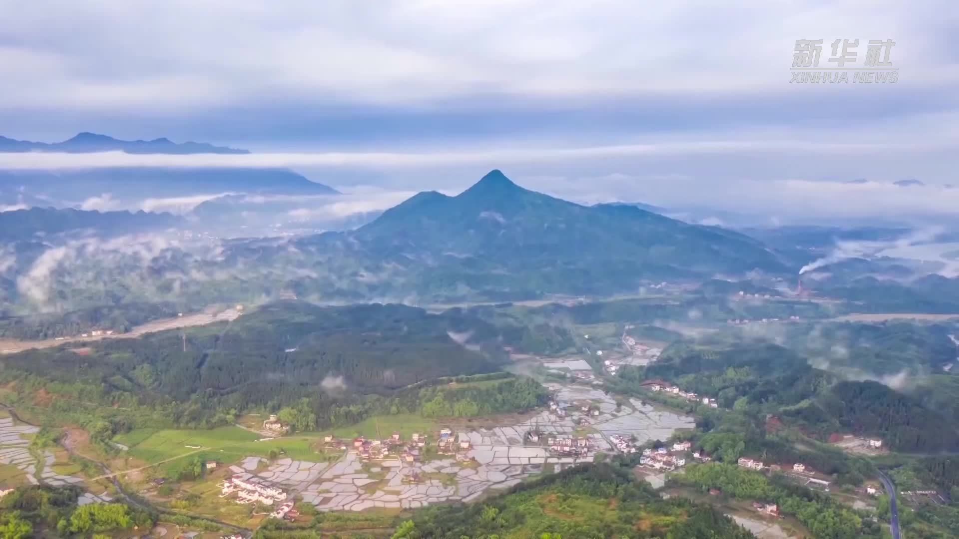 数说新中国75年｜人民生活实现全面小康 稳步迈向共同富裕