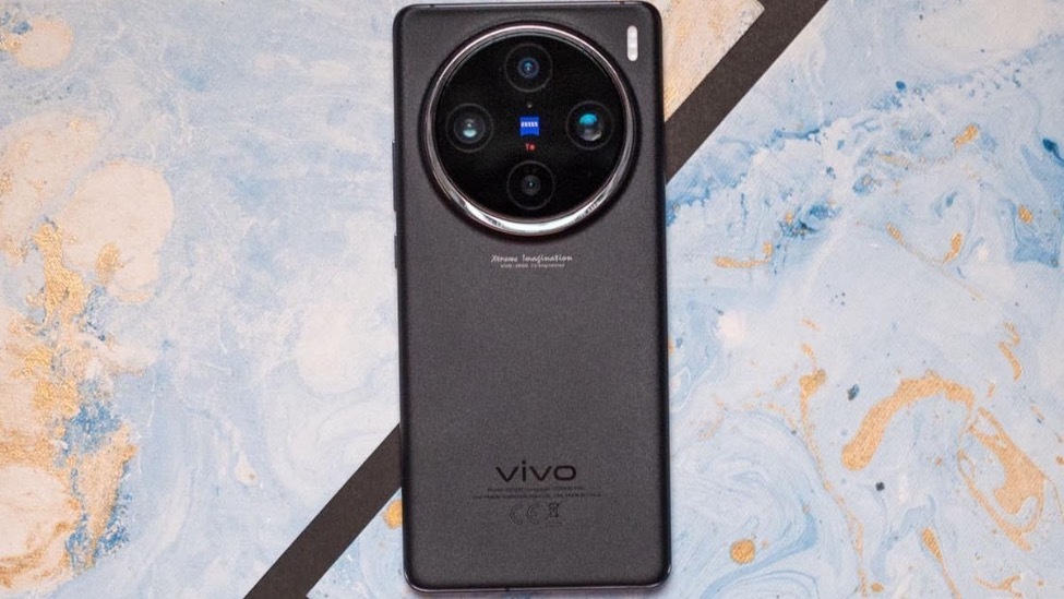 vivo韓伯嘯：X200系列新機三個屏都是定制的，標準版和Pro均為等深四微曲設計