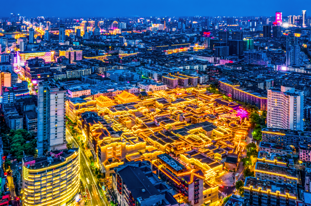 俯瞰万寿宫历史文化街区。邓勇军/摄