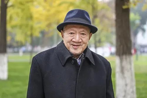 著名马克思主义哲学家、教育家陈先达逝世 出生于江西鄱阳