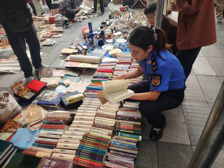 台东街道紧盯“扫黄打非”日常监管工作显实效