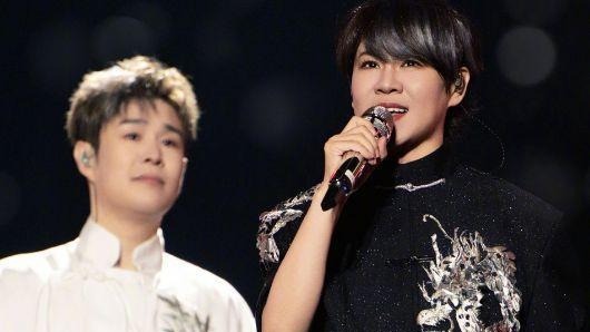 突发！曝小沈阳与本山传媒解约，知情人透露原因，与小沈龙一样封面图