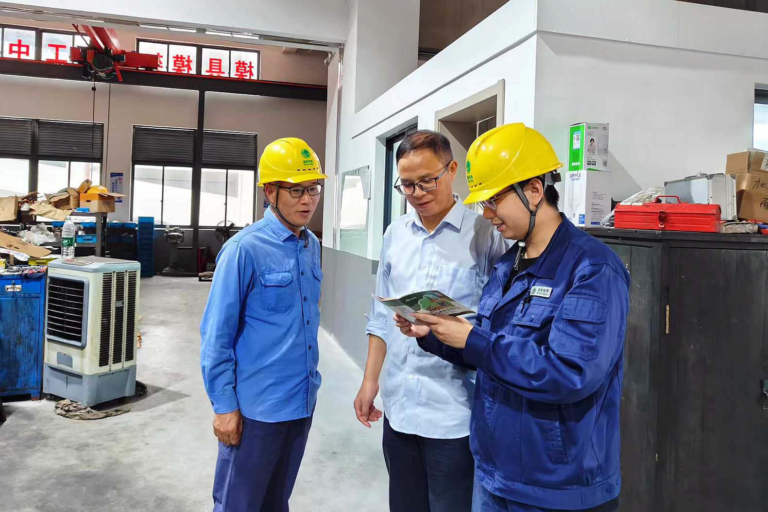 国网余姚市供电公司精准服务小微园 企业生产“蓄满电”