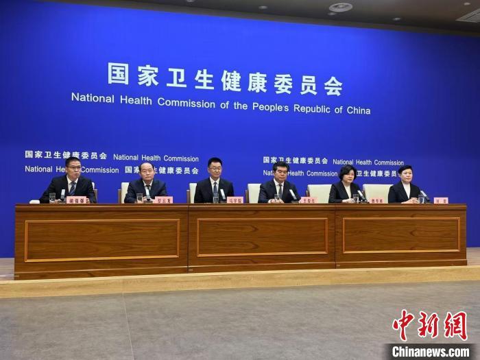 10月17日，国家卫健委在河北石家庄召开新闻发布会，介绍“推广三明医改经验”有关情况。　赵丹媚 摄