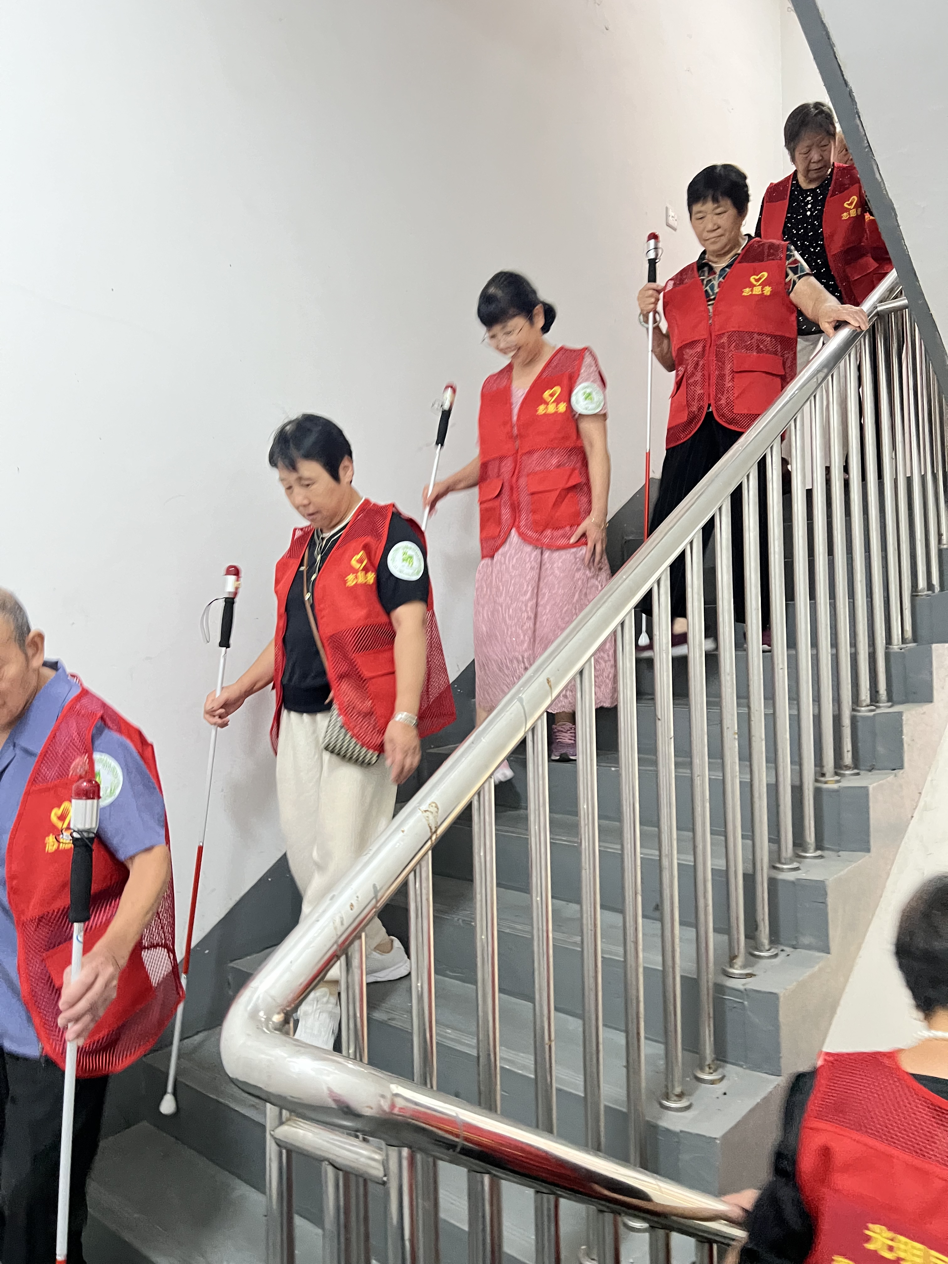 第41个国际盲人节:关爱视障群体 点亮光明之路